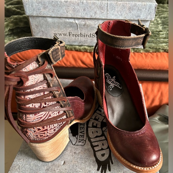 Freebird “Raeanne” - Picture 3 of 5